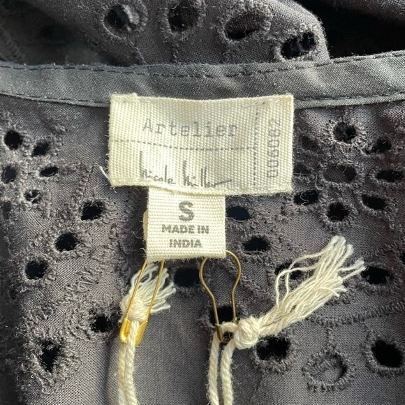 NWT Nicole Miller Top Black Cotton Eyelet Flutter Sleeve Blouse Size Small NEW - Picture 12 of 16